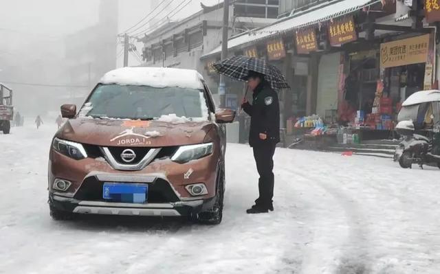 广西哪几个县道路结冰，广西多地出现冰冻、雾凇