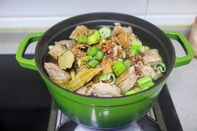 卤牛肉的做法最正宗的做法，卤牛肉的3种吃法