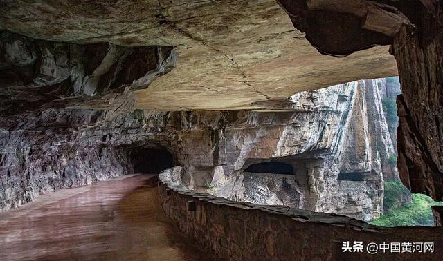 锡崖沟挂壁公路，世界七大奇迹及其所在地（什么是太行山）