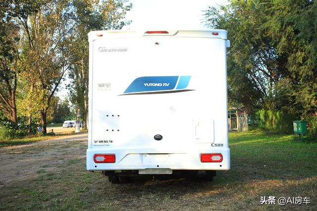 宇通b型房车3.0t无中门，适合1家3口开的宇通探境房车