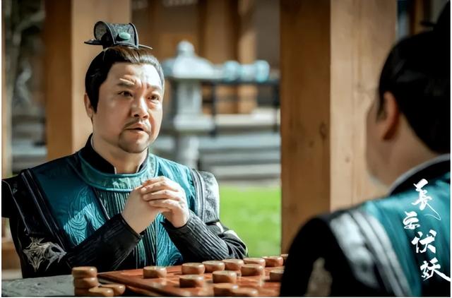 欢乐喜剧人贾冰近况，41岁演“财神爷”