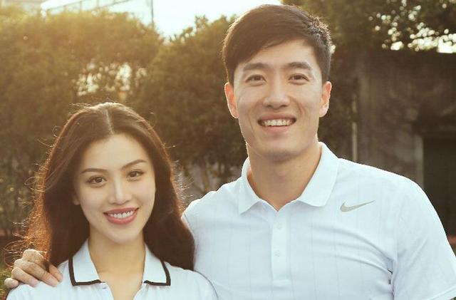 宋丹丹离婚后和前夫同台，闪婚闪离的明星们