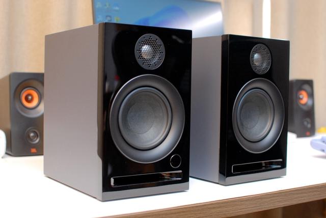 艾特铭客音响系列介绍，小桌面也能搭配的HiFi级有源音箱