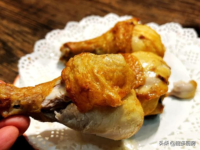 盐焗鸡腿的做法，家庭版盐焗鸡腿的做法（软烂脱骨的盐焗鸡腿来啦）