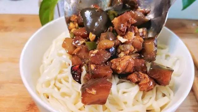 如何做一碗好吃的打卤面，打卤面这样做