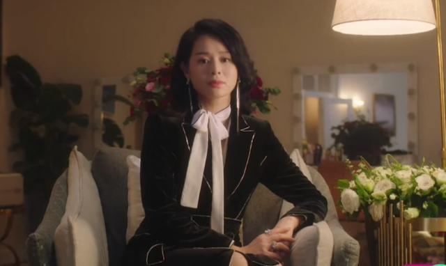 胡杏儿年轻时的颜值巅峰，从胖妹到性感辣妈