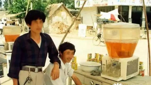 80年代北京首富李晓华，71岁李晓华2000年北京首富