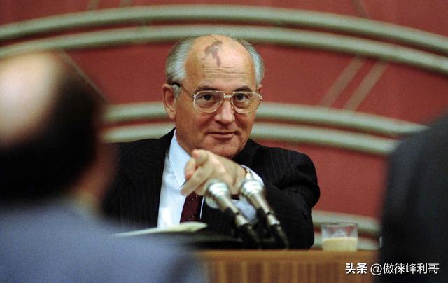 苏联时代戈尔巴乔夫，备受争议的苏联男人