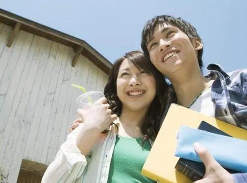 100种爱的方式，100种浪漫约会方法（为你准备了100种表白方式）