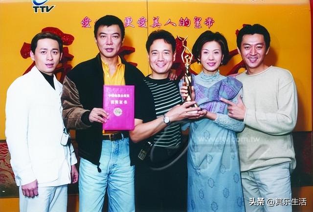 雍正年羹尧武打，雍正小蝶年羹尧播出24年