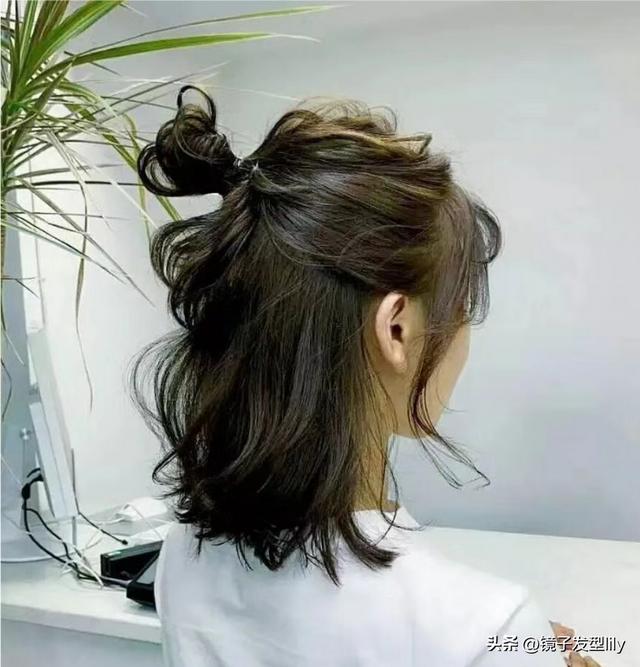 韩式发型中长发卷发，新爆款发型15款全烫卷半扎发