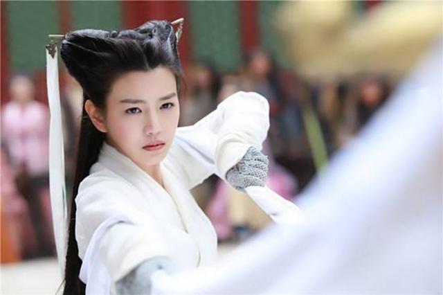 陈妍希小龙女所有造型，谁让你恨不得一脚蹬回古墓