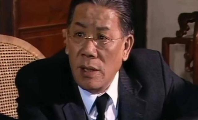 围城方鸿渐和赵辛楣家世对比，重温钱钟书《围城》