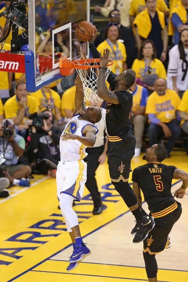 有关詹姆斯的球鞋大全，LeBron系列球鞋回顾盘点