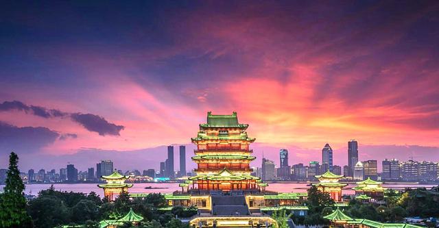 江西省各个地方旅游景点，热门景点和小众秘境一网打尽
