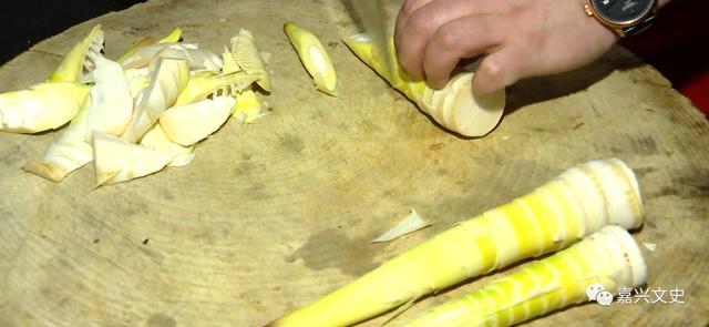 腌笃鲜的正宗做法，腌笃鲜腌笃鲜是嘉兴民间的家常菜（腌笃鲜的正宗做法上海）