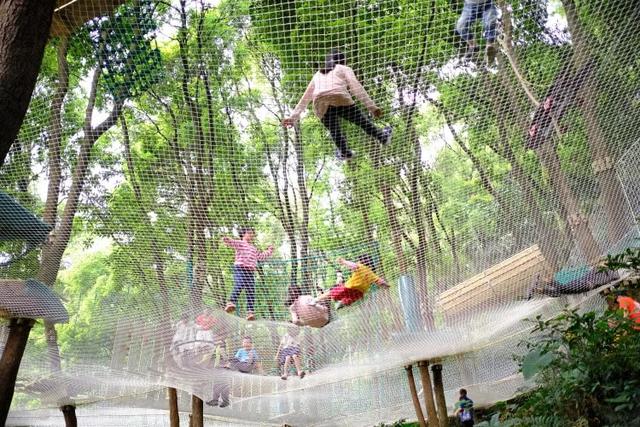 上海贡嘎山环线户外探险运动，香格里拉大环线