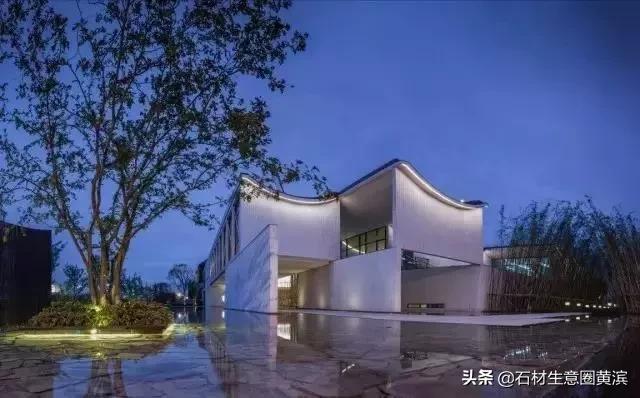 砂岩是什么岩石，泥岩和砂岩页岩的主要区别（哪些岩石中有宝石？—化石）