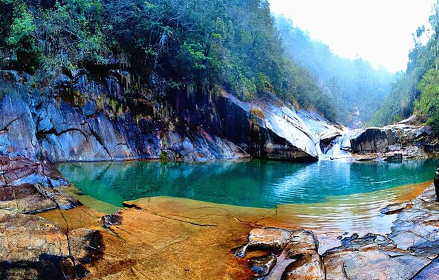 江西省各个地方旅游景点，热门景点和小众秘境一网打尽