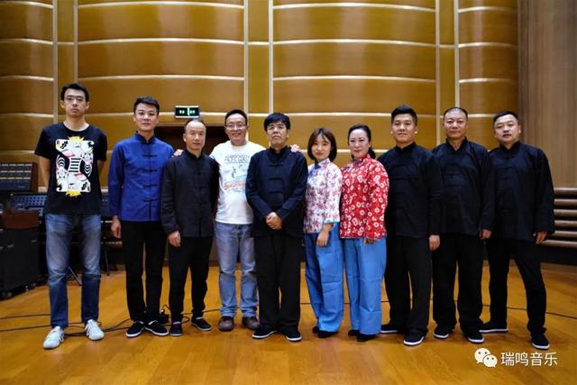 传统二人台小戏走西口，山西二人台唱腔走西口.家住在太原衣带相牵