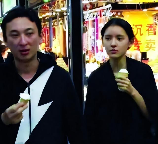 张予曦当年微博给王思聪秀恩爱，34人间清醒