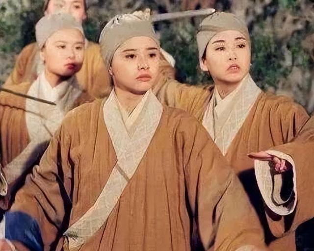 笑傲江湖华山派和嵩山派什么关系，恒山派为什么一直被针对