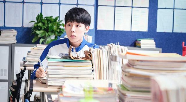 影视演员周奇个人简介，周奇、郭子凡正面PK