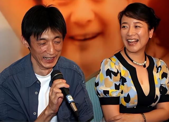 陈小艺老公刘惠宁，52岁陈小艺婚后绯闻（丈夫坐轮椅她却多次牵手小鲜肉）