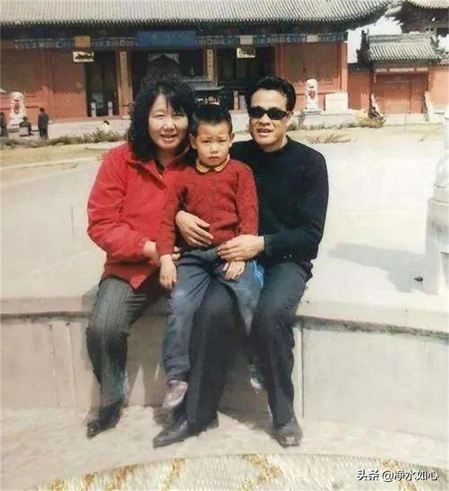 民间艺人二后生的简介，故事民间艺人网红二后生