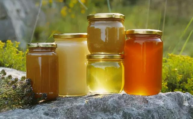 怎样选择正宗的蜂蜜，最全的蜂蜜辨别真假的方法