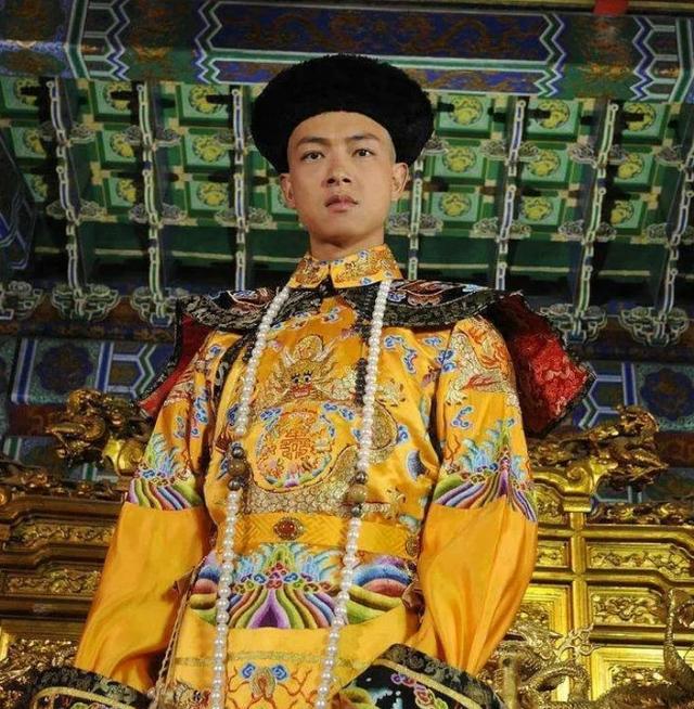 一口气看完同治皇帝的一生，太监安德海求赐墨宝