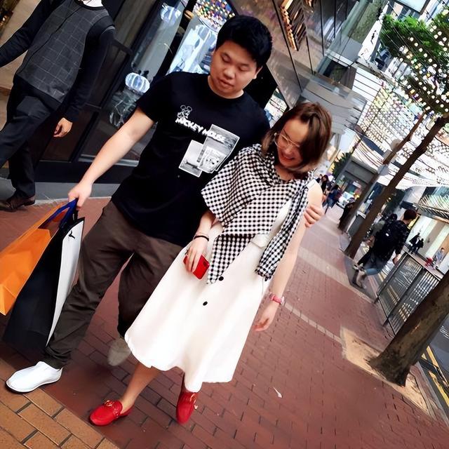 dota2最容易一打五的英雄，Dota2-这些选手都有各自的招牌英雄