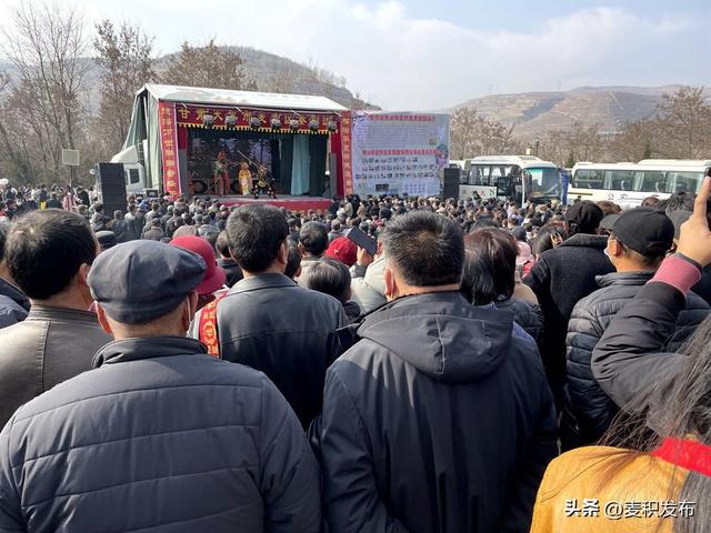 祭拜伏羲大典，<辛丑>年公祭中华人文始祖伏羲大典侧记