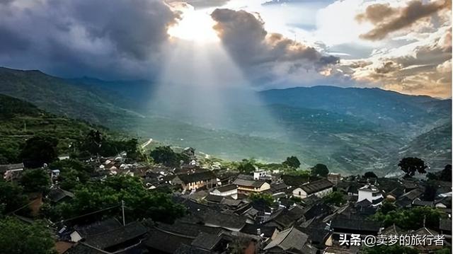 云南临沧市最美风景，到秘境临沧，与茶山亲密接触
