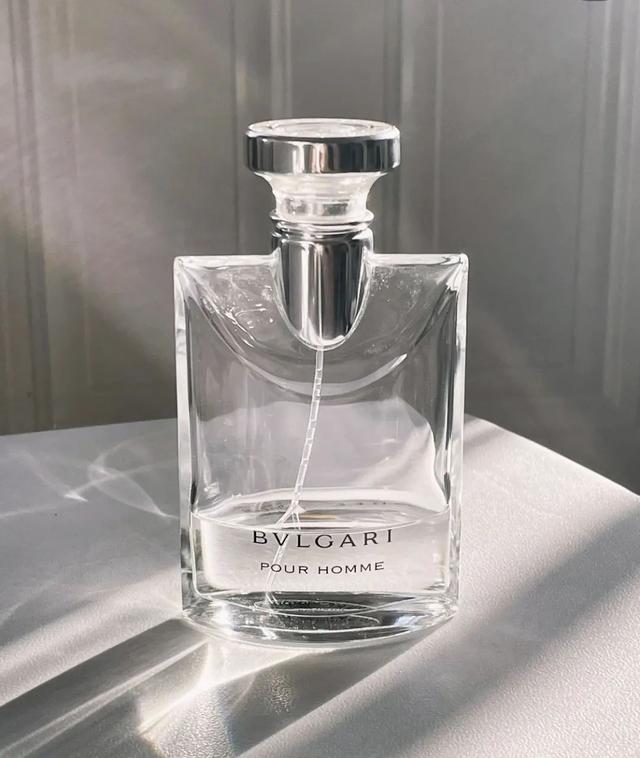 男士情人节礼物，情人节适合男生的礼物（男生最想收到的6种情人节礼物）