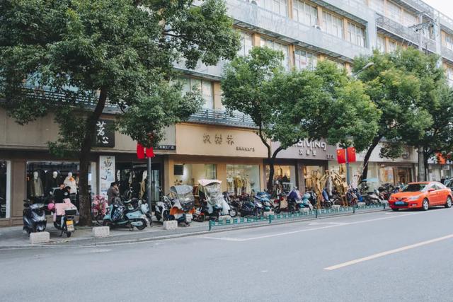 杭州垃圾街到底是哪里，杭州服装街将要拆除