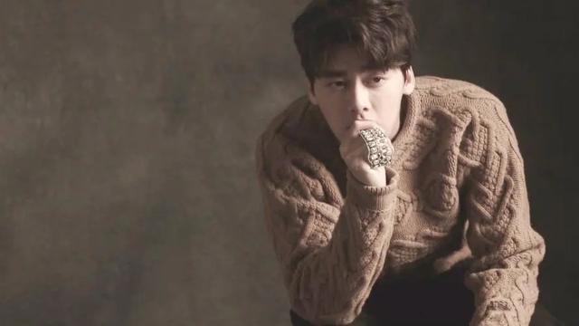 杨洋还有哪些新剧未播，2021年五部待播军旅剧