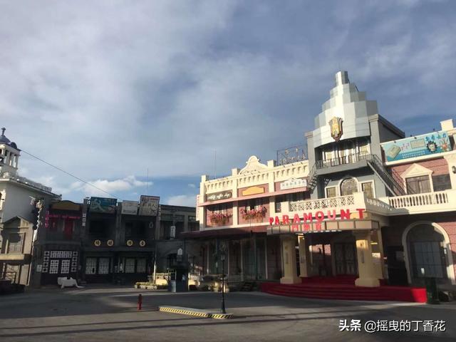 上海欢乐谷一日游，上海欢乐谷各项目游玩（旅游景点——上海欢乐谷）