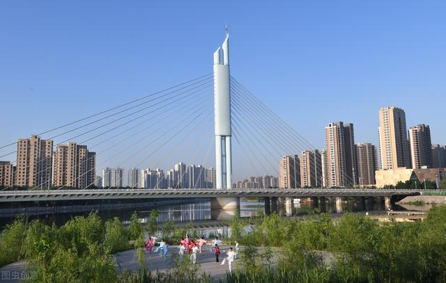 十省通衢分别是哪些城市，国内被称为九省通衢