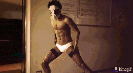 最近看了两部特别棒的电影，至少在影院让我爽到了