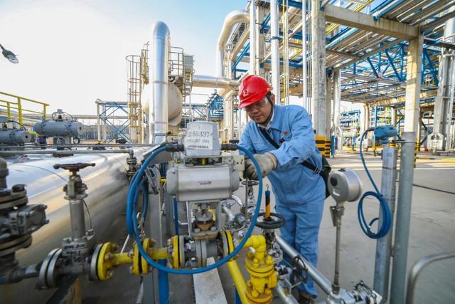 光伏发电原材料有哪些，光伏发电材料内幕