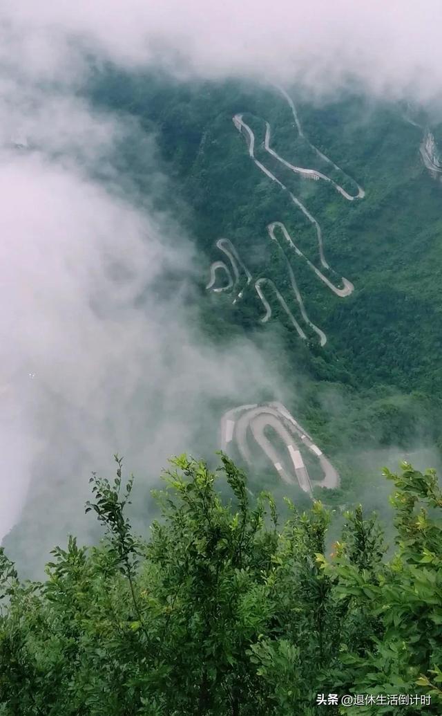 去张家界跟团游，张家界旅游纯玩团攻略和花费