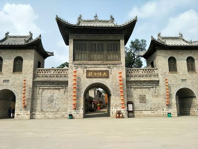 山西历史古城介绍，庭院深深中透着富华