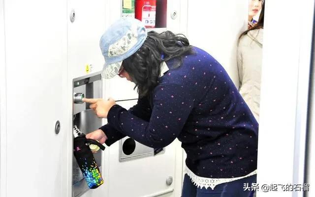 火车上有热水吗，火车上热水从哪来