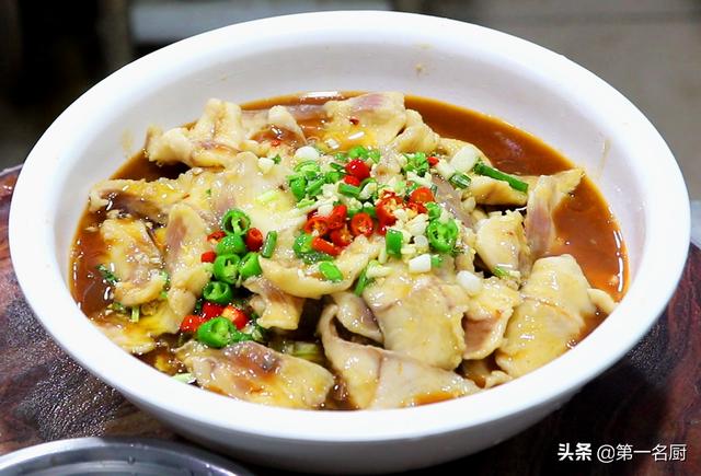 炖鱼放花椒大料吗，炖鱼最好放哪些调料
