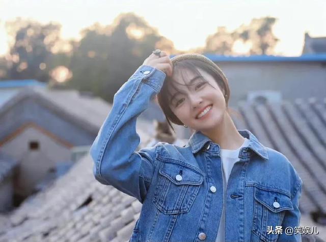 freesexvideo性老少配，李兰迪双麻花辫