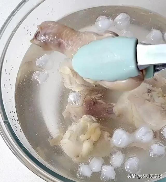 凉拌手撕麻椒鸡，开胃解腻凉拌菜