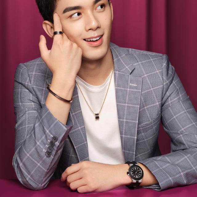 选古法黄金手镯，卡地亚黄金手镯什么样的好看
