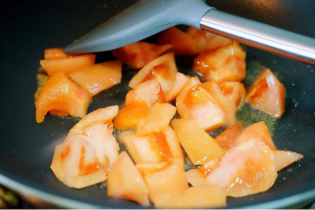 西葫芦虾仁的家常做法大全，满足家人的胃