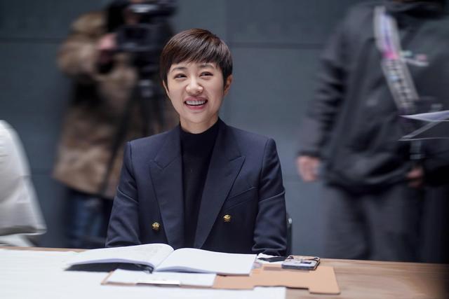 张龄心现在老公是谁，和老师扈耀之恋爱16年结婚